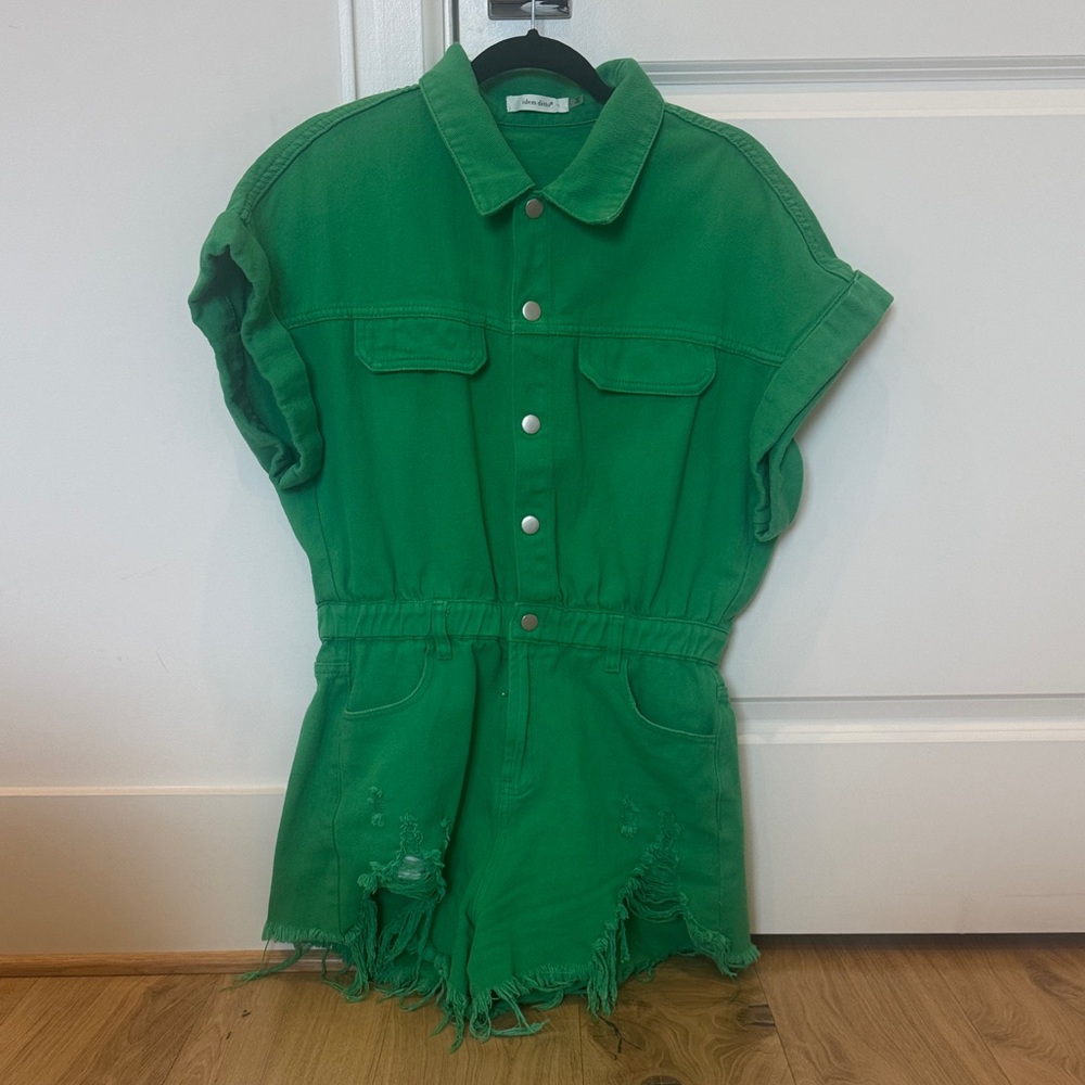 Stylish Green Distressed Women's Romper - Picture 2 of 6